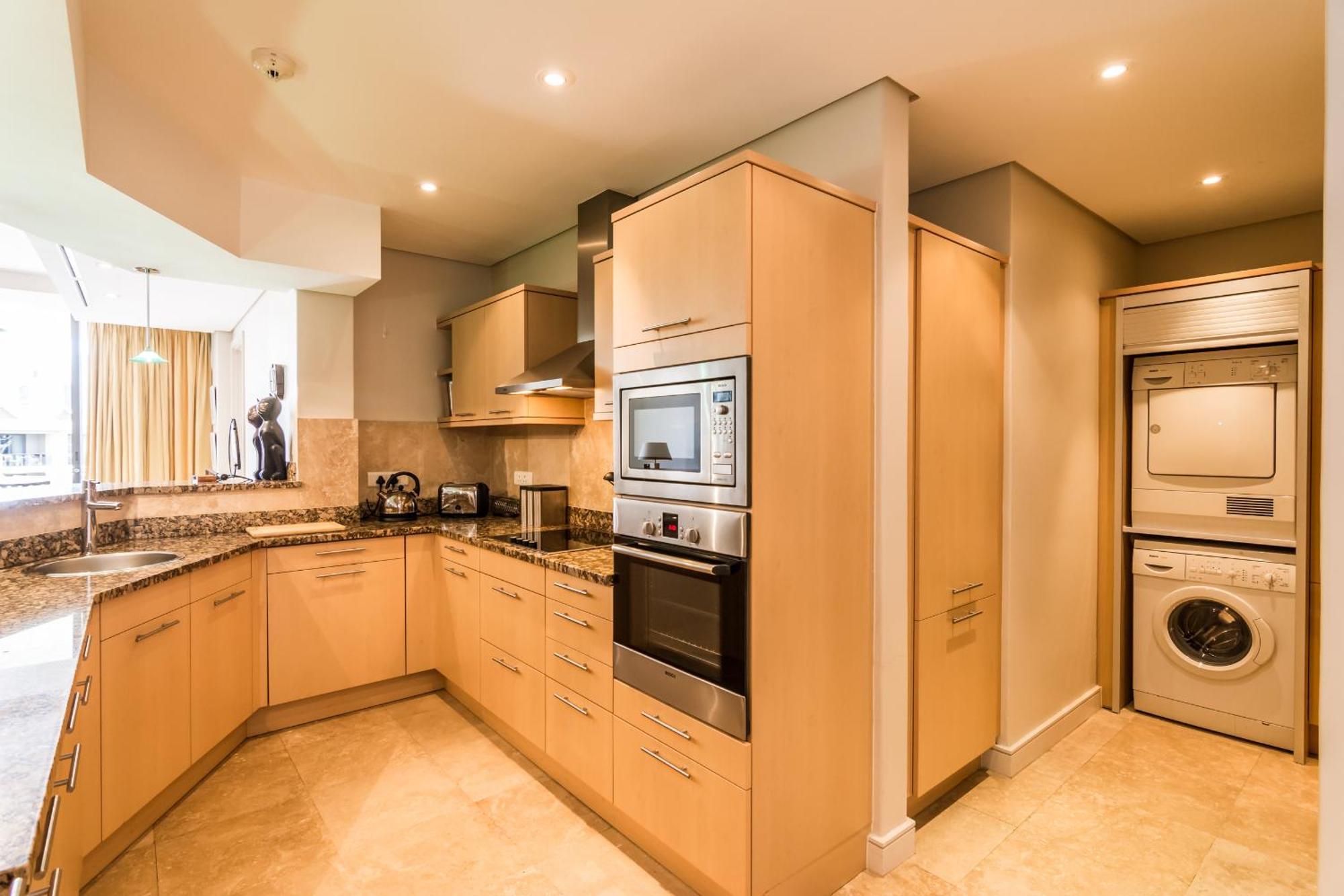 Mountain Marina Luxury Apartments Cape Town Room photo