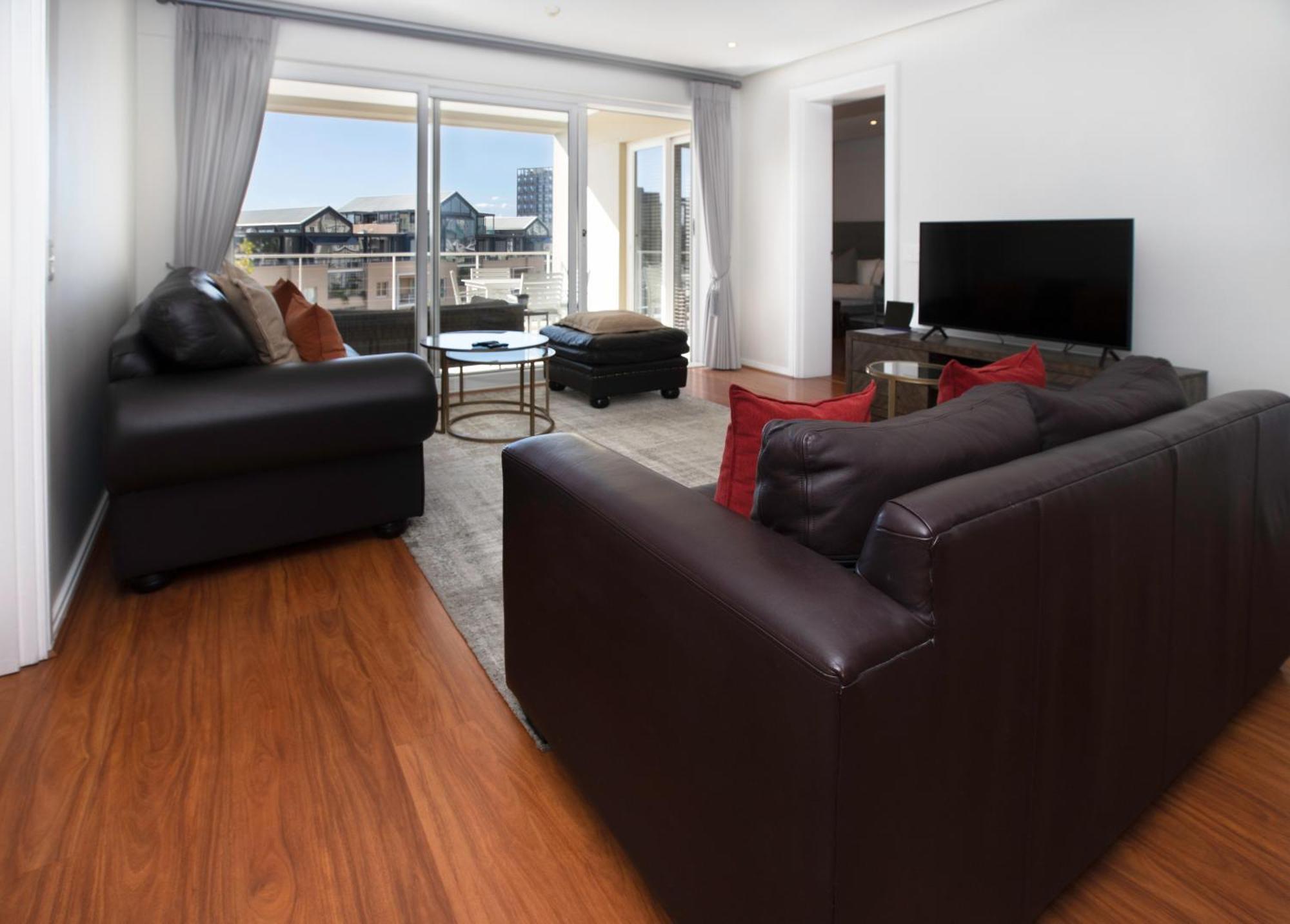 Mountain Marina Luxury Apartments Cape Town Room photo