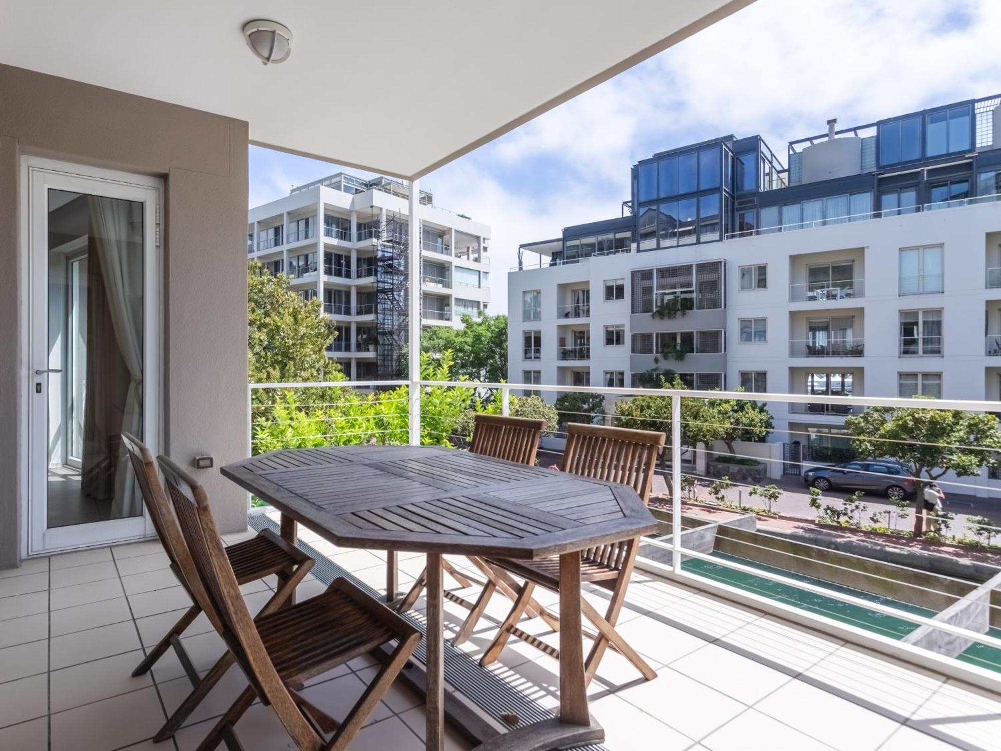 Mountain Marina Luxury Apartments Cape Town Room photo