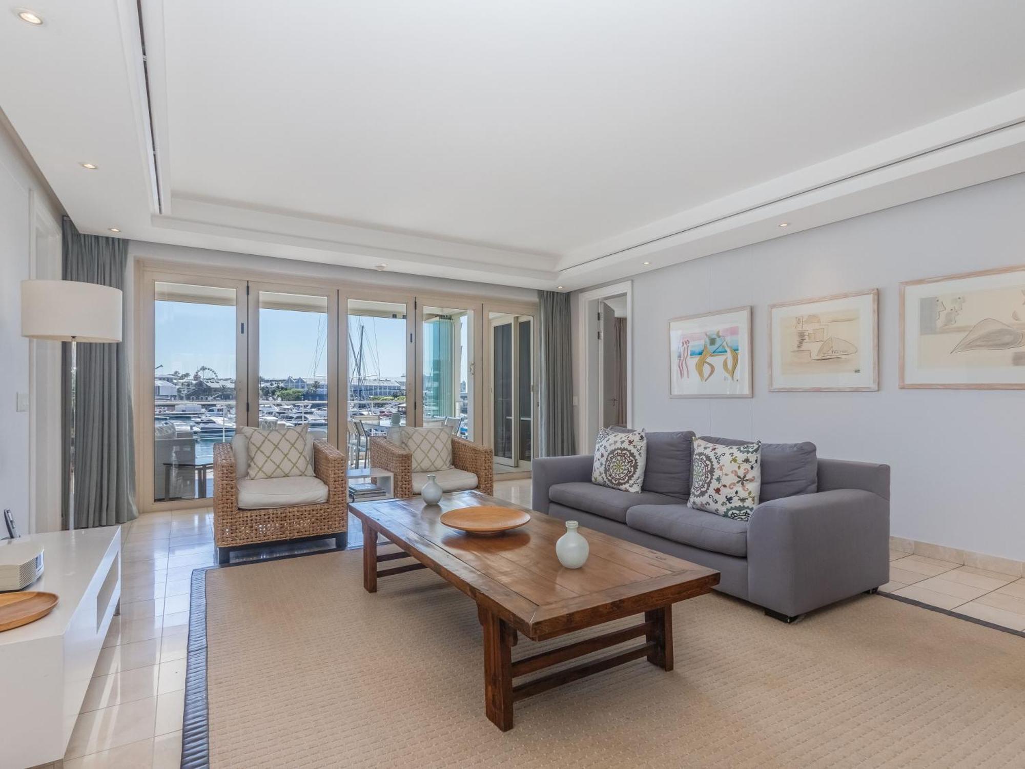 Mountain Marina Luxury Apartments Cape Town Room photo