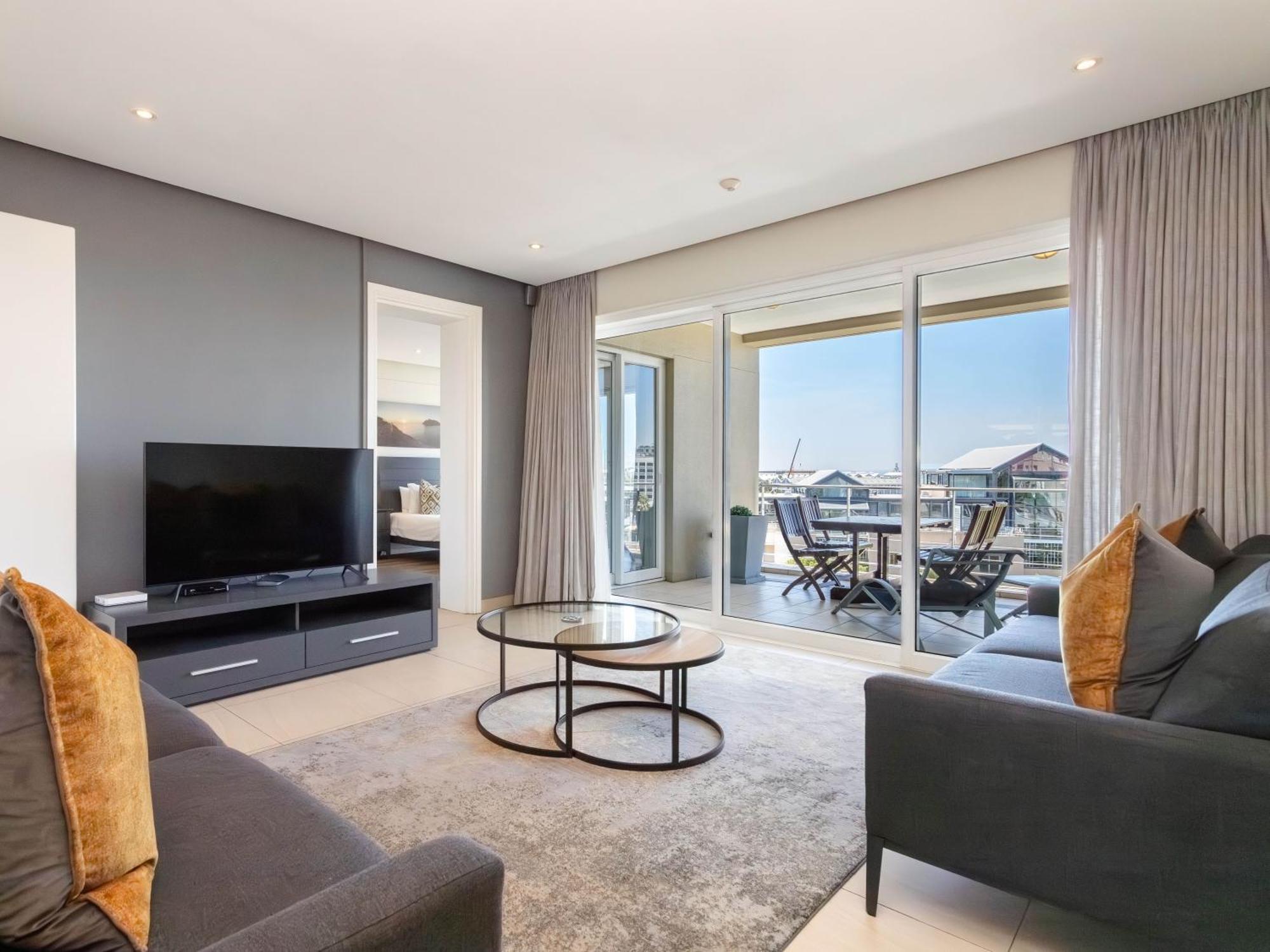 Mountain Marina Luxury Apartments Cape Town Room photo